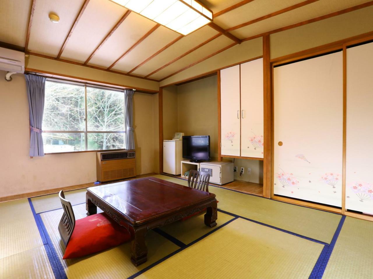 山之內 丰生日式旅馆酒店 外观 照片